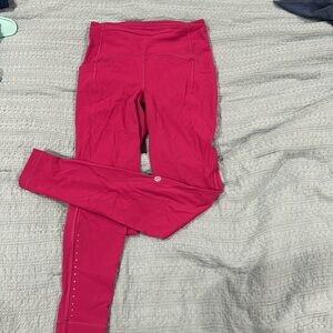 LULULEMON LEGGINGS USED BUT GOOD CONDITION SIZE 4 $50